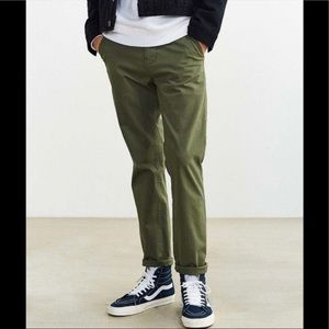 UO Hawkings McGill “Tailored Fit” Green Chino Pant